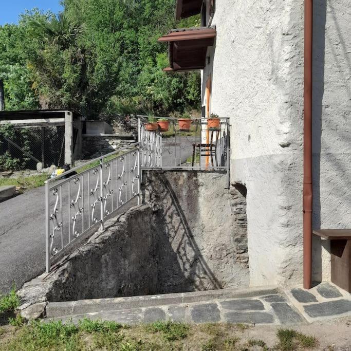 La Casetta Delle Nuvole Mazzo di Valtellina Exterior foto